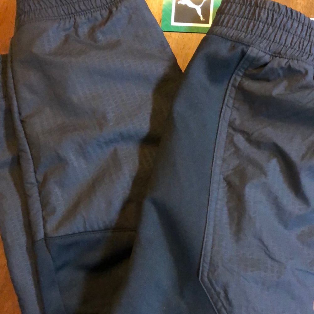 NWOT Puma black multi fabric flex skinny joggers! - Picture 4 of 8